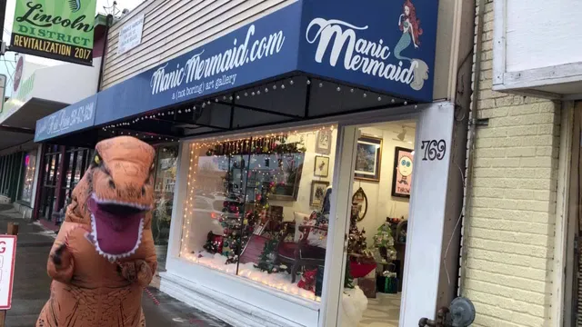 Manic Mermaid Minerals