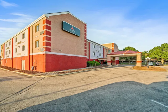 Coratel Plus Suites Wichita West Airport