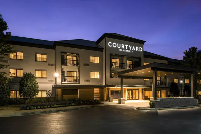 Courtyard by Marriott Charlotte Ballantyne