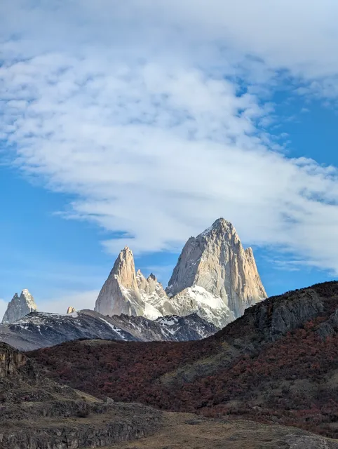 El Chaltén Viewpoint (City & Fitz Roy)