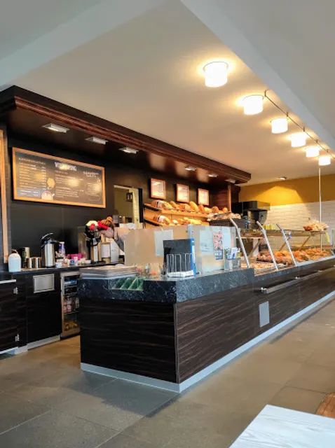 Biener Landbäckerei Wintering – Café in Berge (beim ALDI)