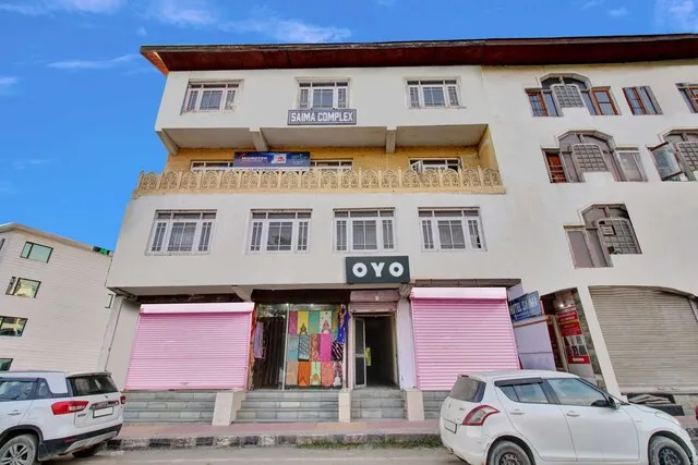 OYO Flagship 81337 Hotel Saima