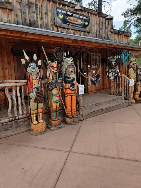 Bearizona Gift Shop