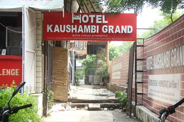 Hotel KAUSHAMBI GRAND
