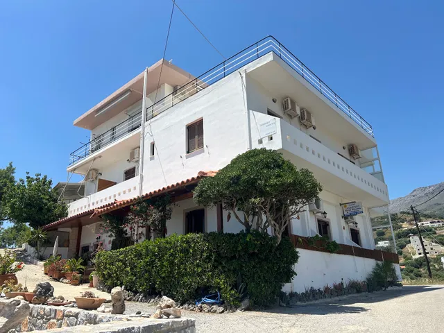 Eleni Goumenaki Plakias Studios