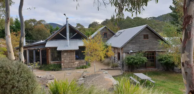 The Post Office & Barn Tinkersfield