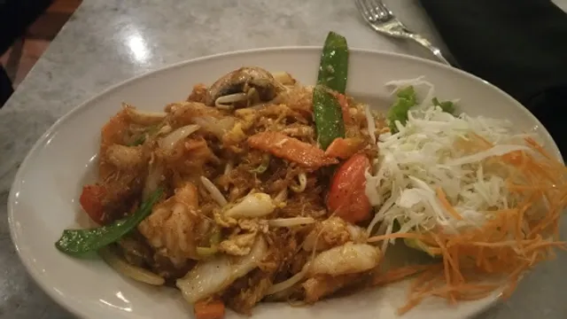 Basil Thai Charlotte