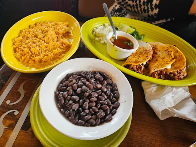 La Fiesta Mexican Bar & Grille