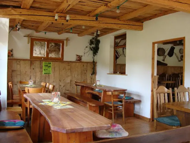 Hummels Viehweid Straußi