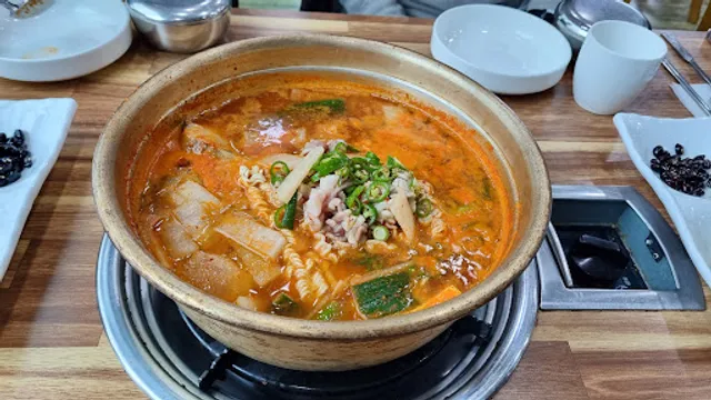 이열치열옛날양푼이동태찌개