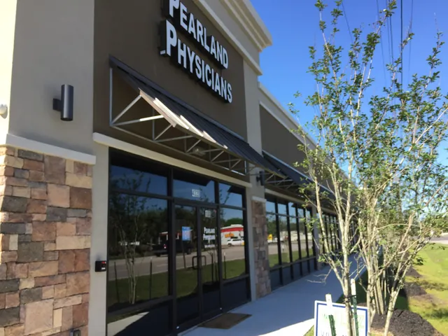 Doctor Near me-Nan Jiang ,MD Family doctor Pearland