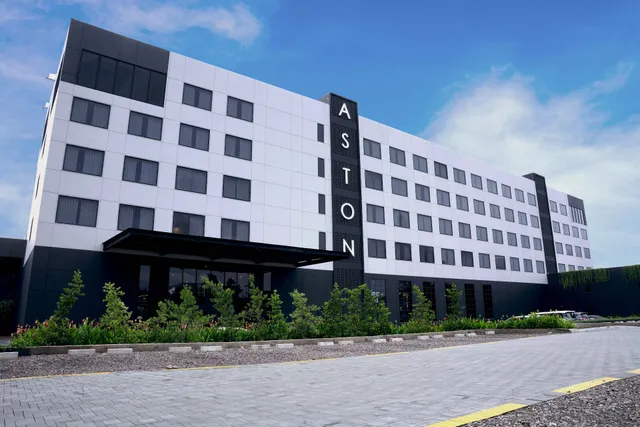 Aston Serang Hotel & Convention Center