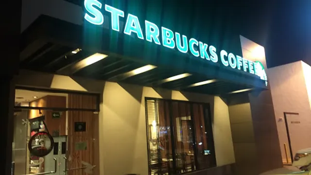 Starbucks Blvd Morelos DT
