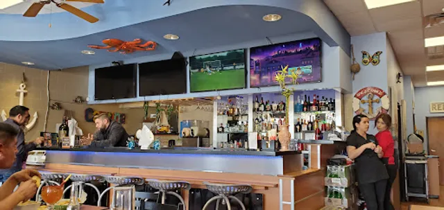 La Sirena Mexican Seafood & Bar