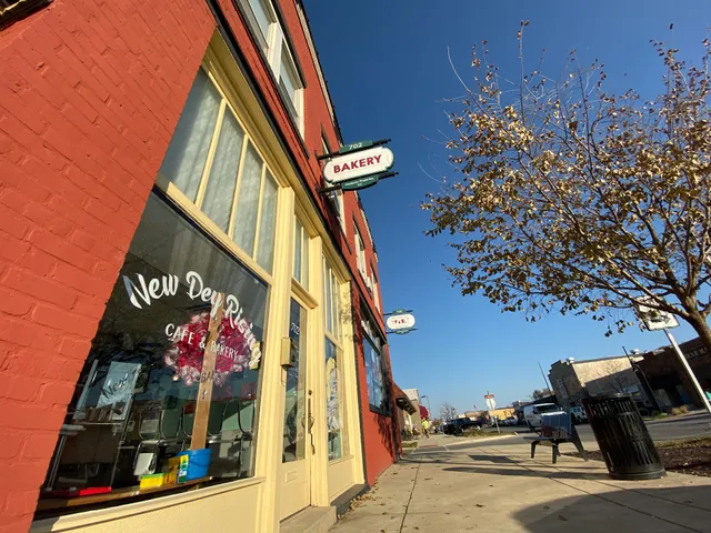 New Dey Rising Cafe & Bakery