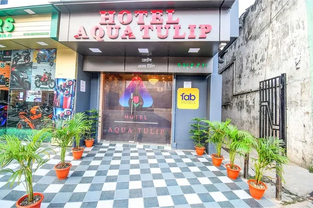 FabHotel Aqua Tulip - Hotel in Topsia