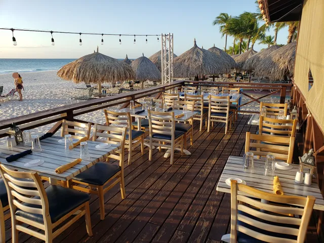 Ricardo's Restaurant & Bar