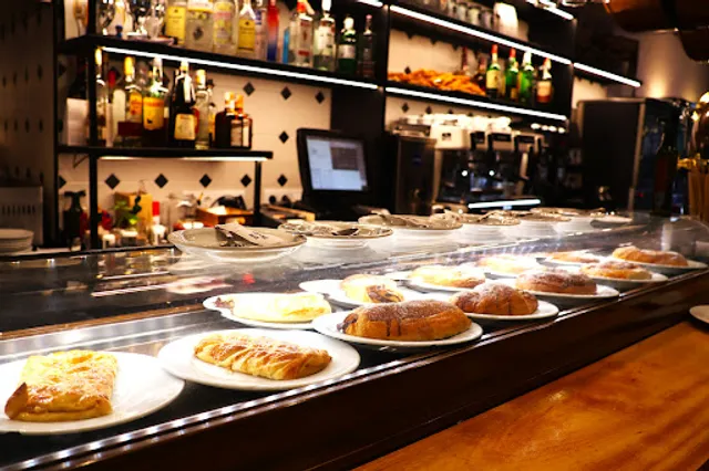 Cafetería Los Arcos