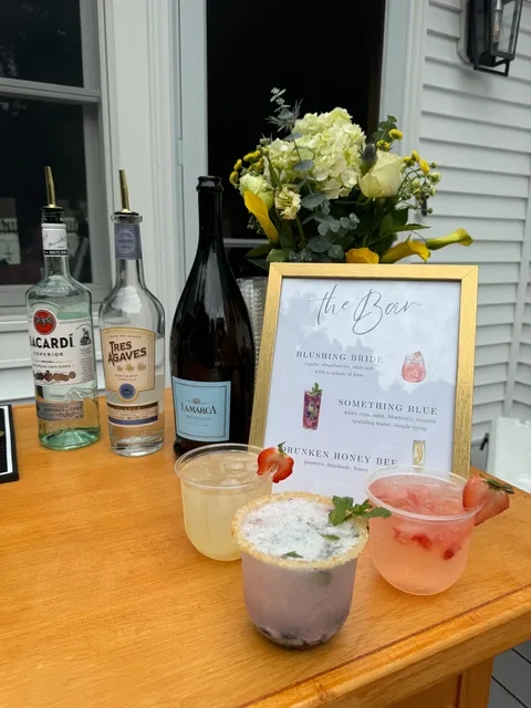Sip N' Spritz Mobile Bar | Connecticut
