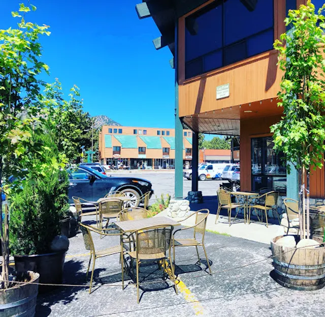 Mammoth Tavern - Mammoth