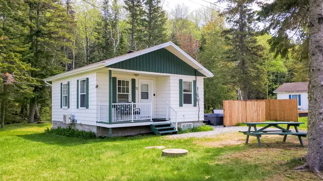 Les Refuges Des Monts