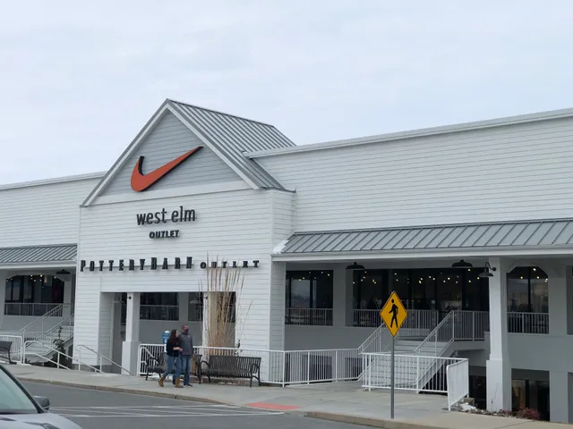 Nike Factory Store - Lancaster