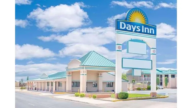 Days Inn by Wyndham Roswell