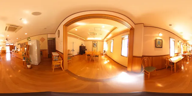 レストラン柊(ひいらぎ)