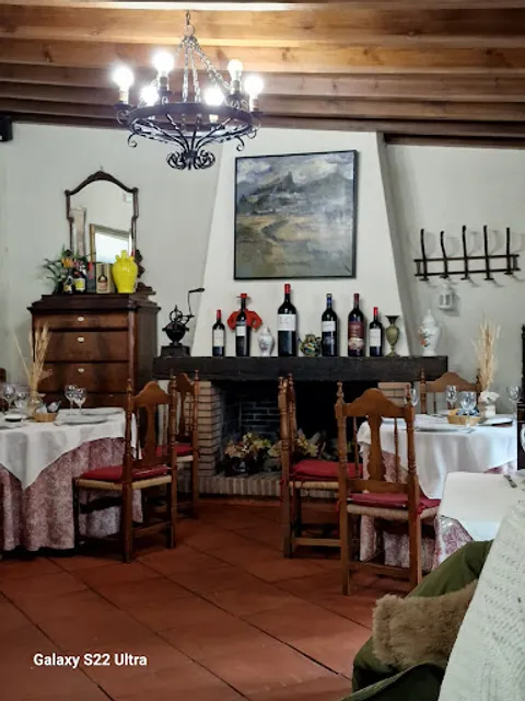 Mesón Rústico Machín