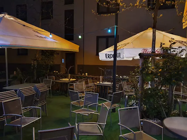 Restaurant Haci Baba Holzkohlegrill