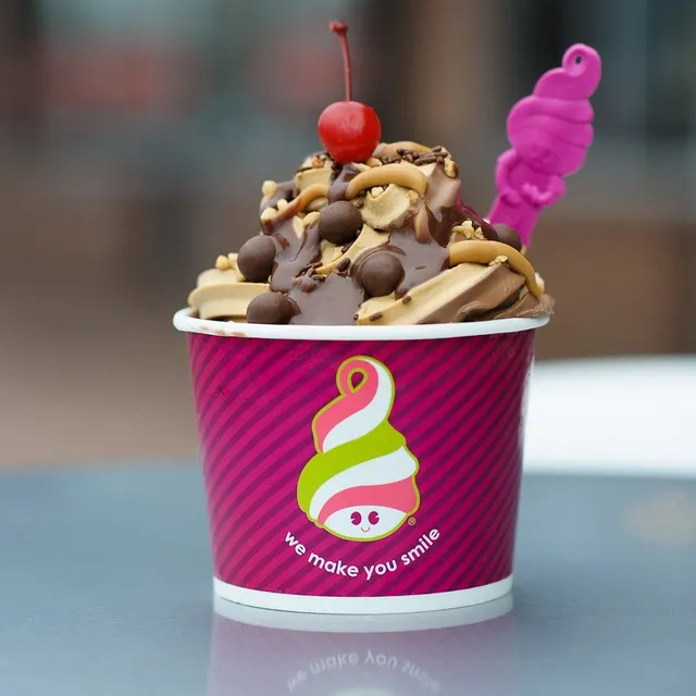 Menchie's Frozen Yogurt