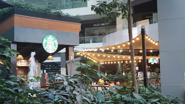 Starbucks Parque Interlomas