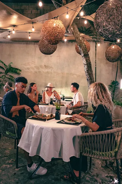 Emilio's Restaurante