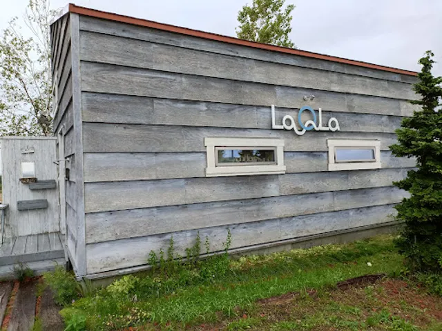 cafe LaQLa (カフェラクラ)