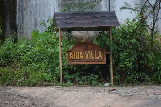 OYO Home 16911 Luxurious Stay