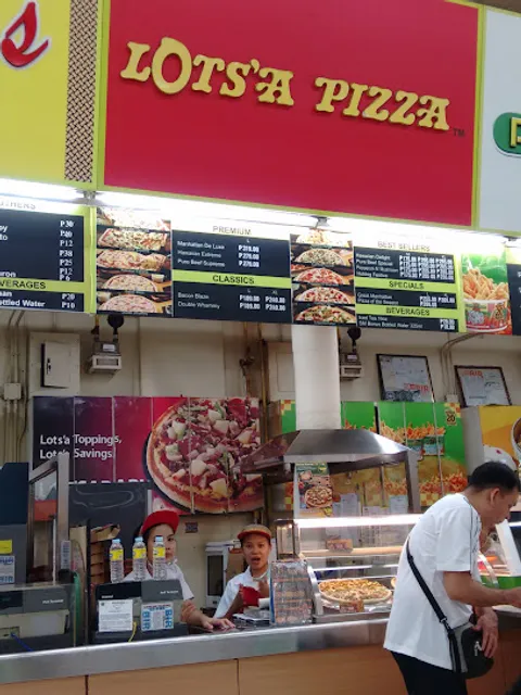 Lots' A Pizza