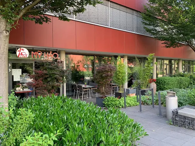 My Hao Vietnamese Restaurant & Sushi Bar