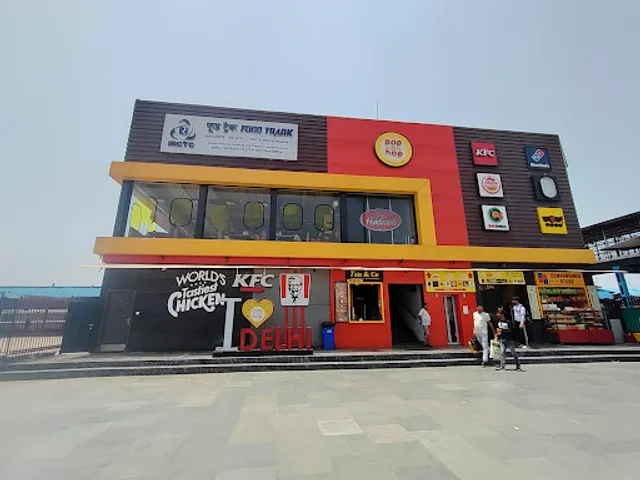 Domino's Pizza | Ajmeri Gate, New Delhi