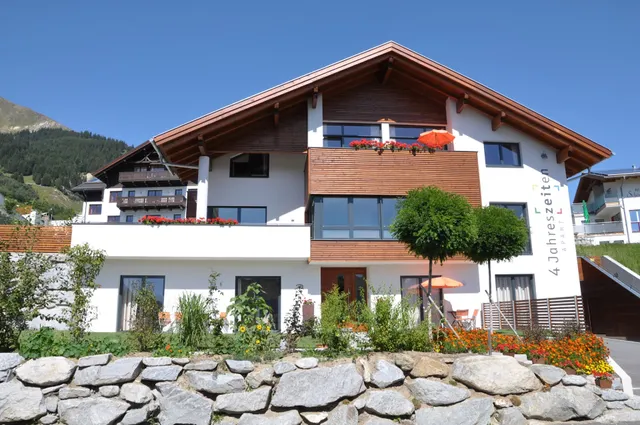 Apart 4 Jahreszeiten