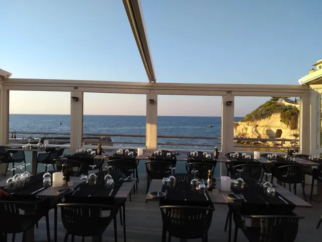 Arzella Restaurant