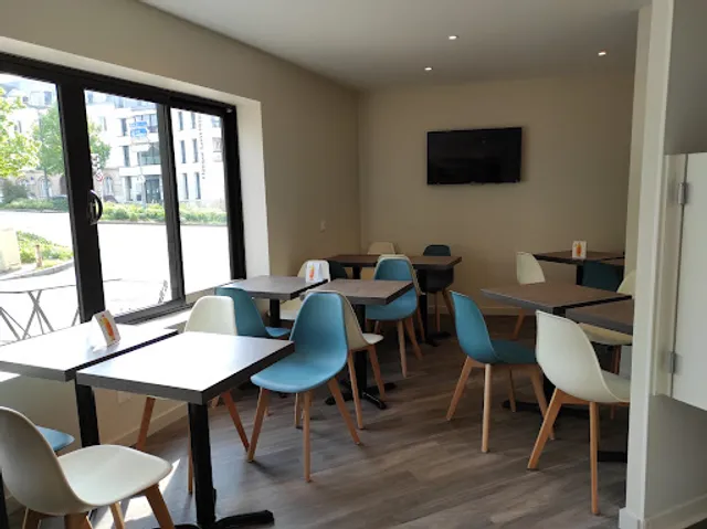 L'arrêt Pains - St Hilaire