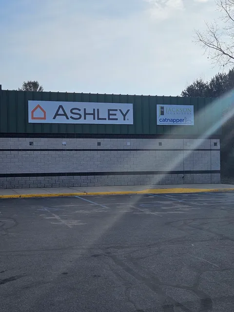 989 Furniture and Mattress - Gladwin