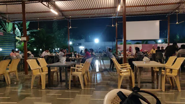 Hotel Sai Mahadev Family Garden Restaurant