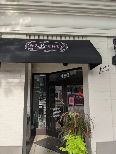 M and Em's Children's Boutique Glen Ellyn