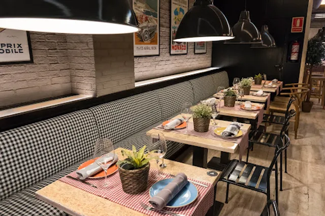 Compostelana Plaza del Charco