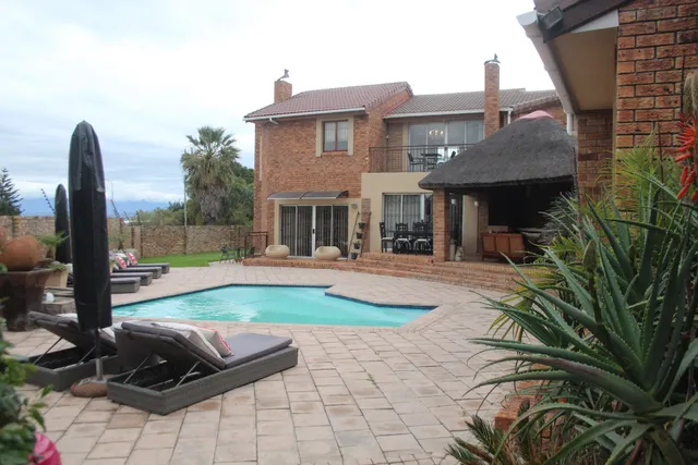 Alyssa's Inn Boutique Guesthouse