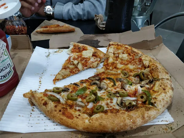 Domino's Mty Ocampo