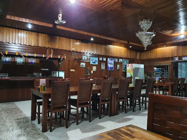 Rumah Makan Meranti