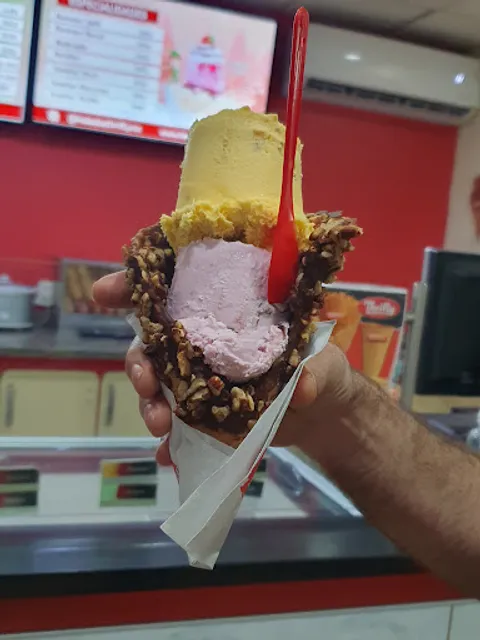 Helados Thrifty Zona Dorada