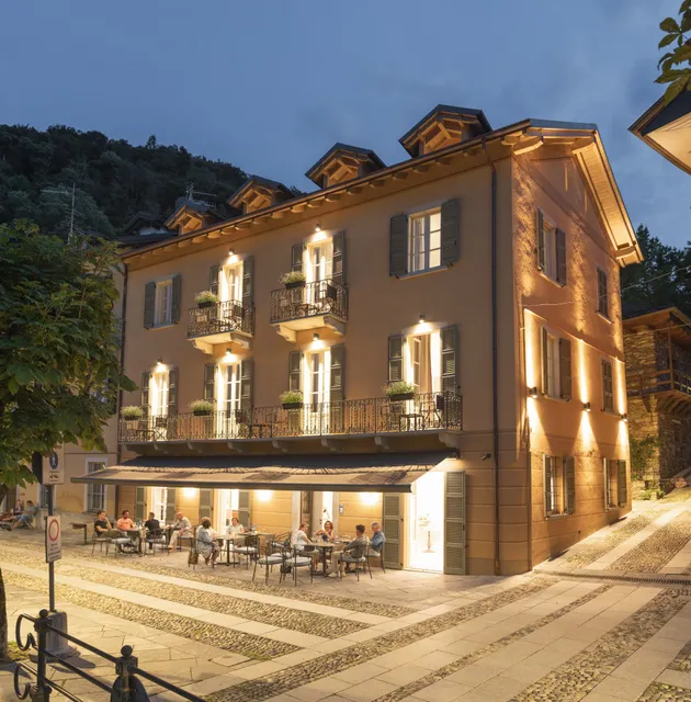 Rivalago Lounge Bar and B&B